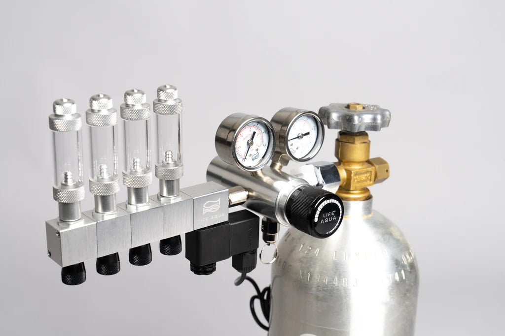 dual stage regulated co2 splitter - ZAS